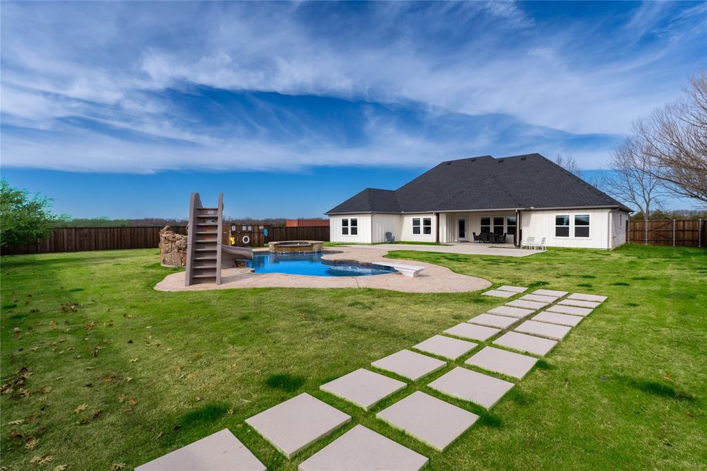 Thomas E Rowan Surv Abs 932 - Residential