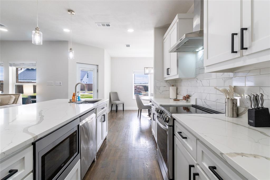 Thomas E Rowan Surv Abs 932 - Residential