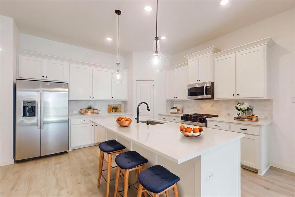 2841 Applewood Way