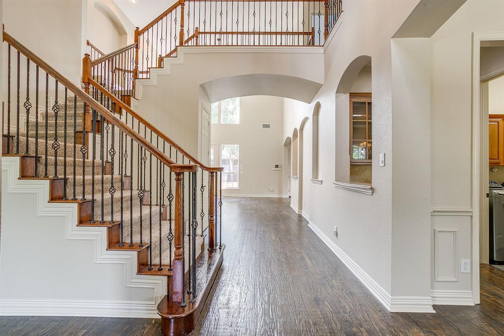 6898 Valley Brook Drive
