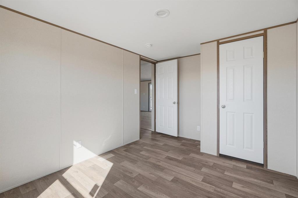 Oak Point Estates - Residential