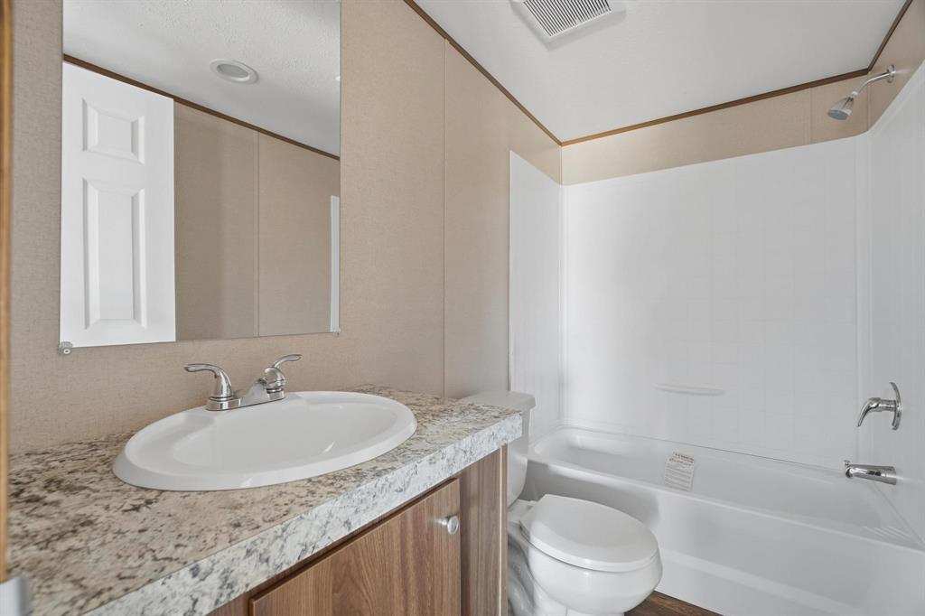 Oak Point Estates - Residential