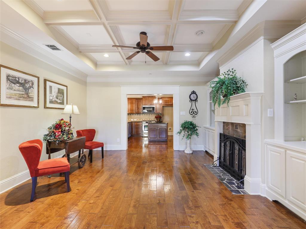 5204 Sutton Circle