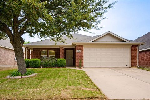 Photo of 1525 Wickham Drive, Burleson, TX 76028 (MLS # 21222535)