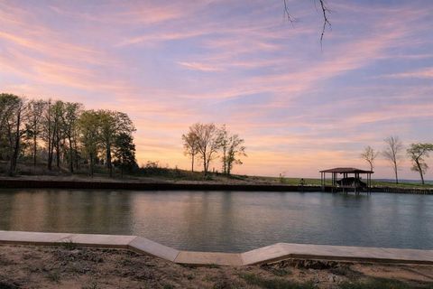 Photo of 56 Shiloh Road, Streetman, TX 75859 (MLS # 21210026)