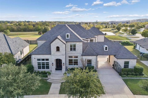 Photo of 917 Lake Carillon Lane, Southlake, TX 76092 (MLS # 21410409)