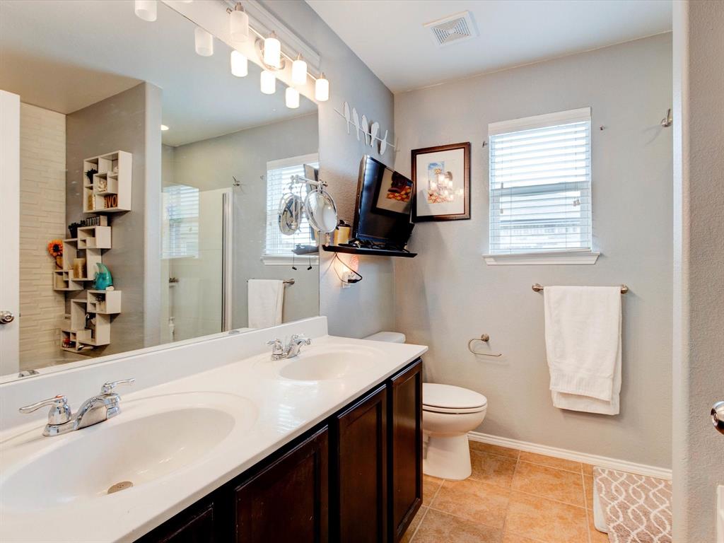 Mistletoe Hill Ph V - Residential