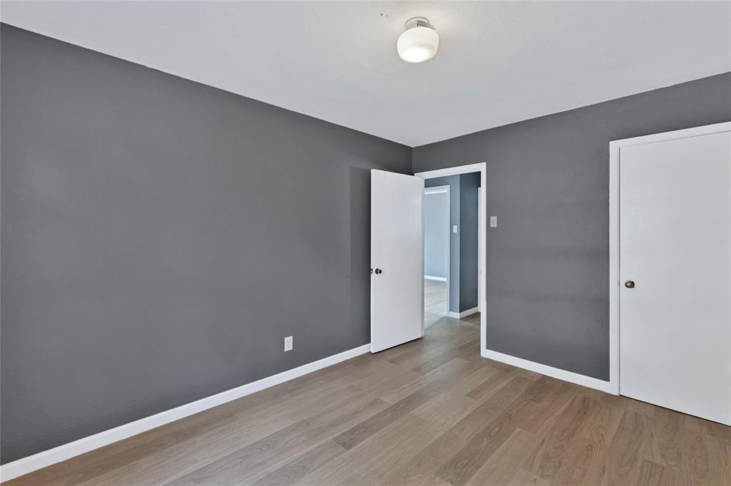 ROBERTSON - Residential