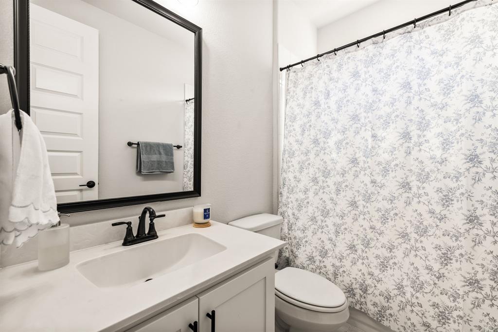 Star Trail Ph Six - Residential