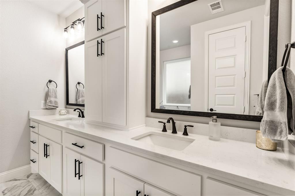 Star Trail Ph Six - Residential