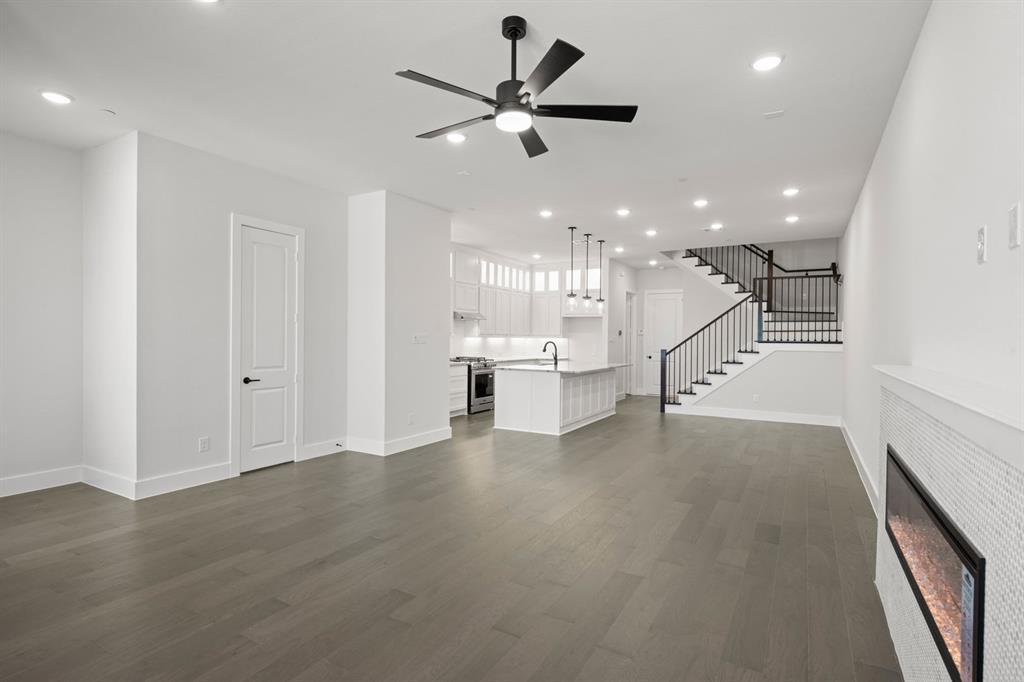 The Abbey at Mercer Crossing - Residential