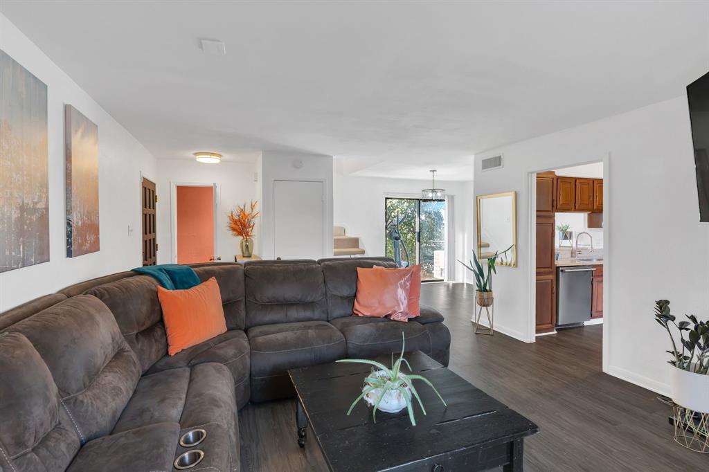 2503 Tierra 1