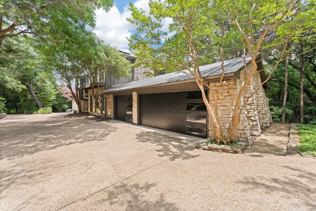 613 Armadillo Court
