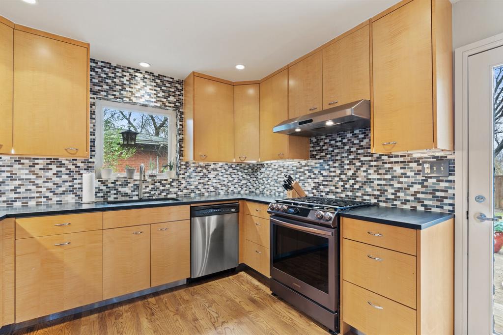 University Manor Add - Residential