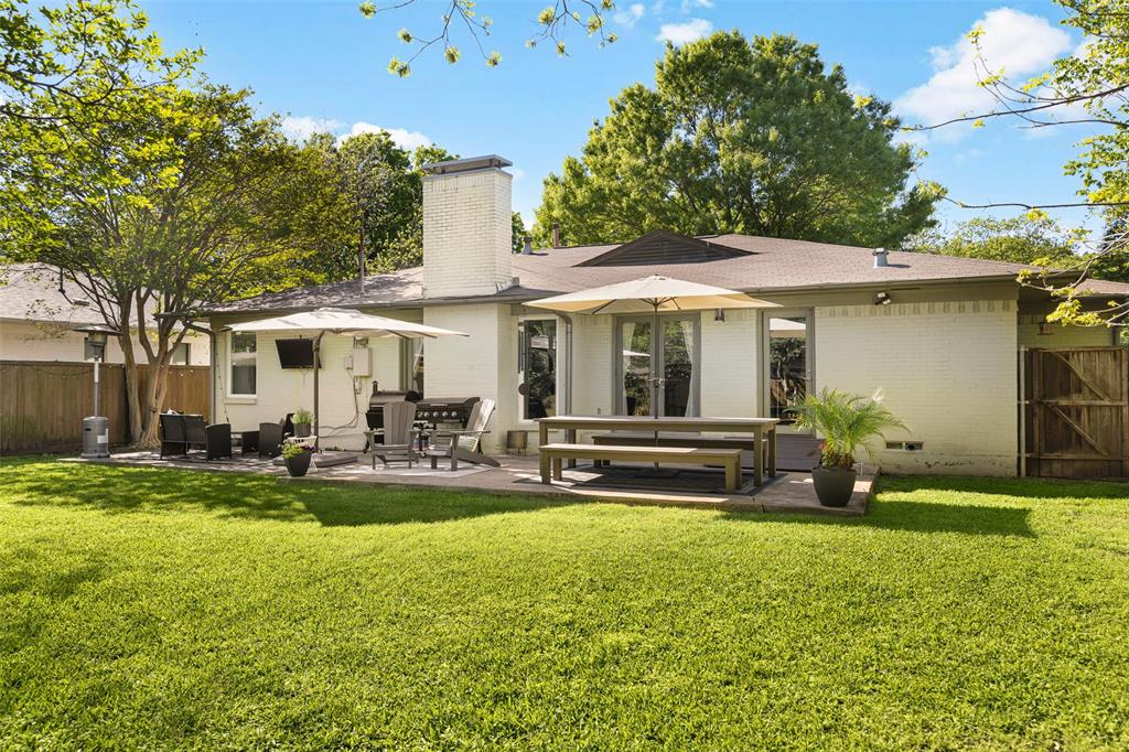 University Manor Add - Residential