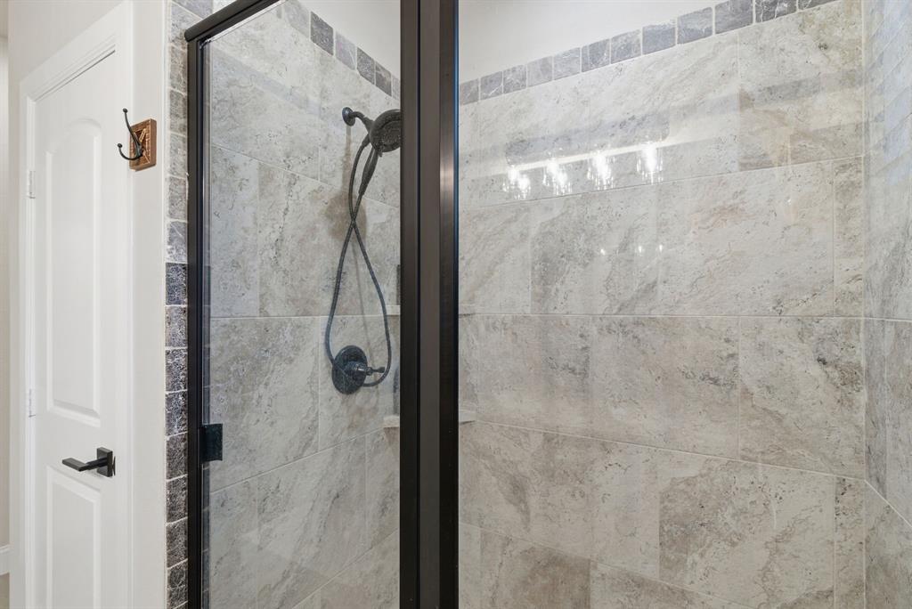 Loggins Add Pc - Residential