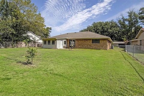 A home in Terrell