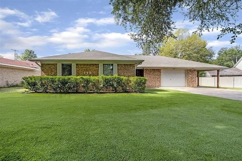 A home in Terrell