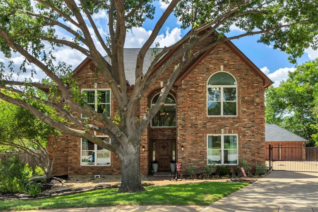 3252 Shady Glen Drive