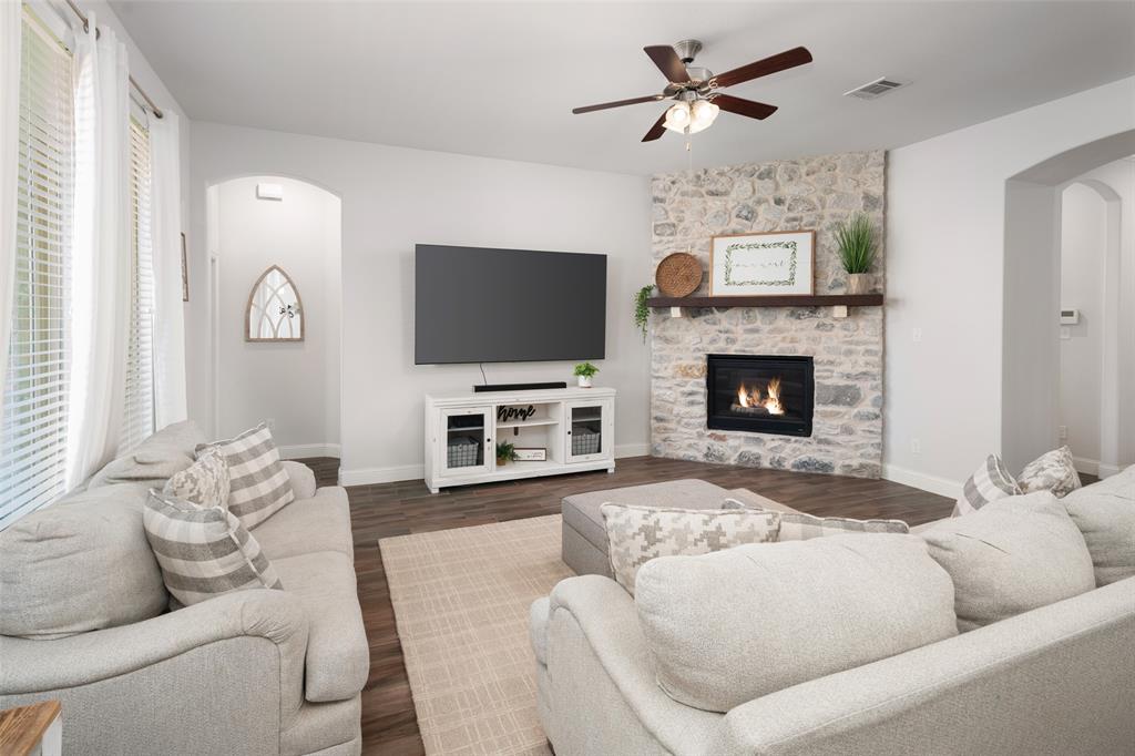 3512 Camden Drive