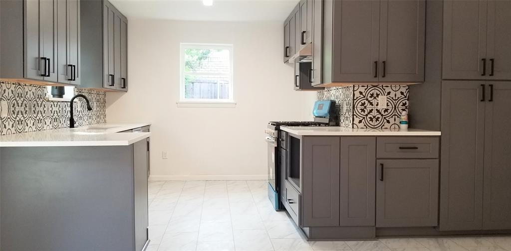 BURNETT ADDITION TO ALLEN (CAL), BLK 2, LOT 3 - Residential