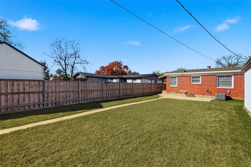 Country Club Park 02 - Residential Lease