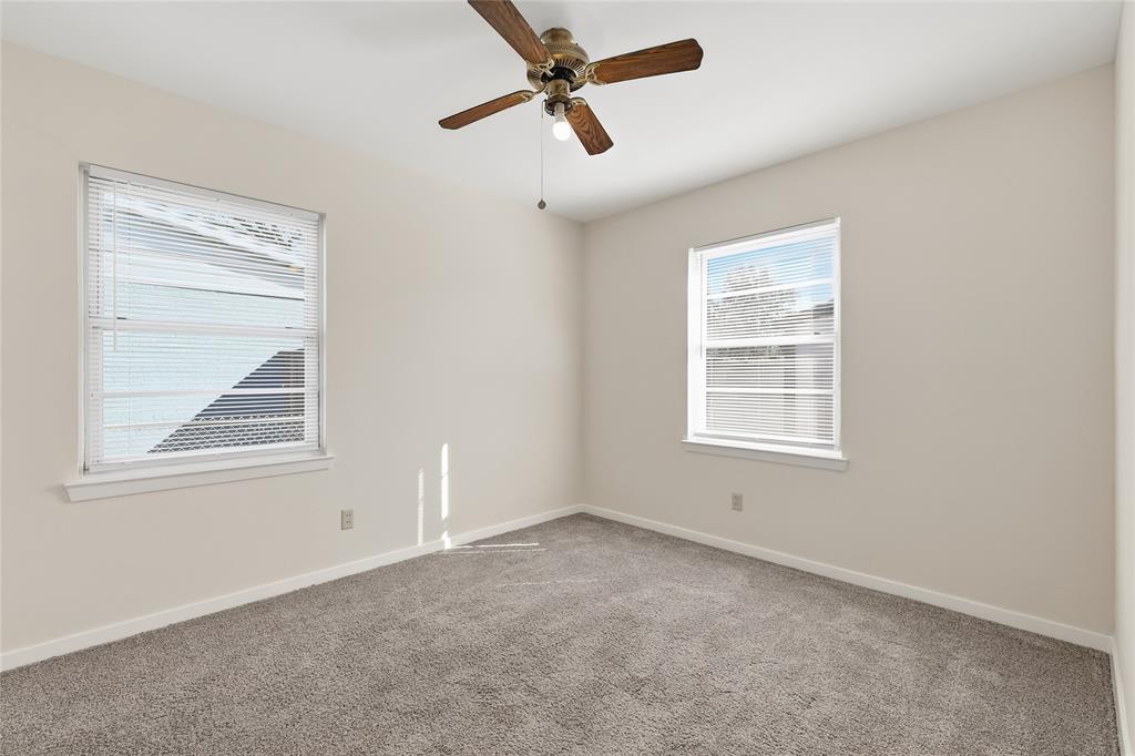 Country Club Park 02 - Residential Lease