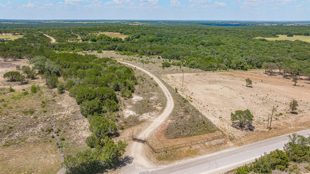 654 Private Road 1129