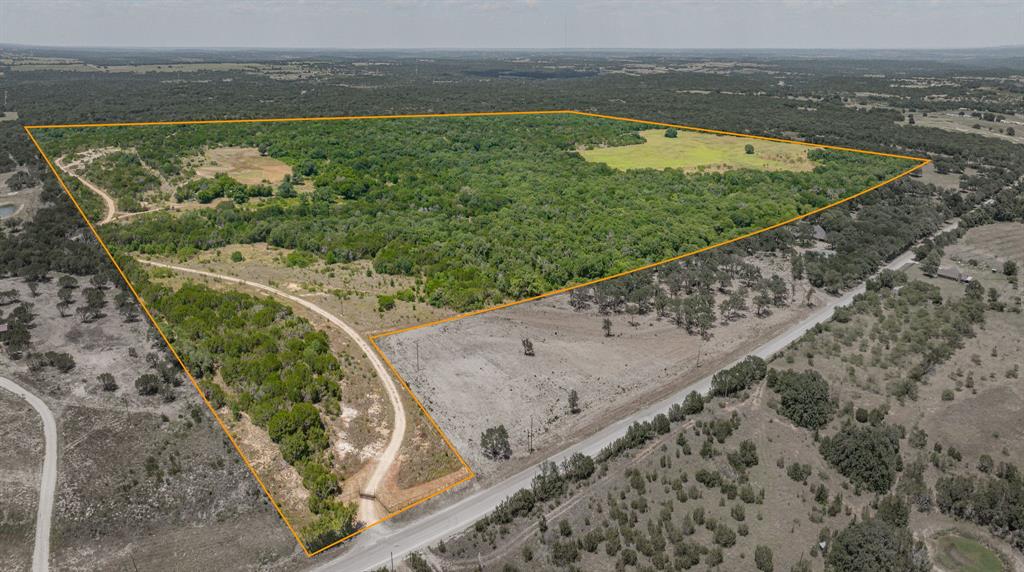 654 Private Road 1129