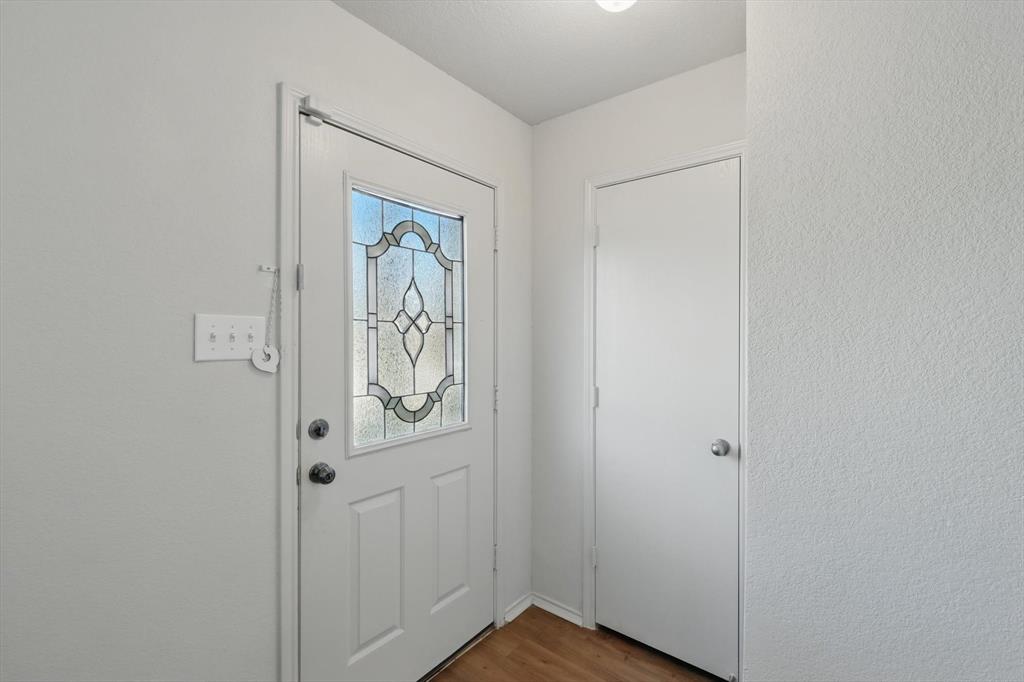 10748 Irish Glen Trail