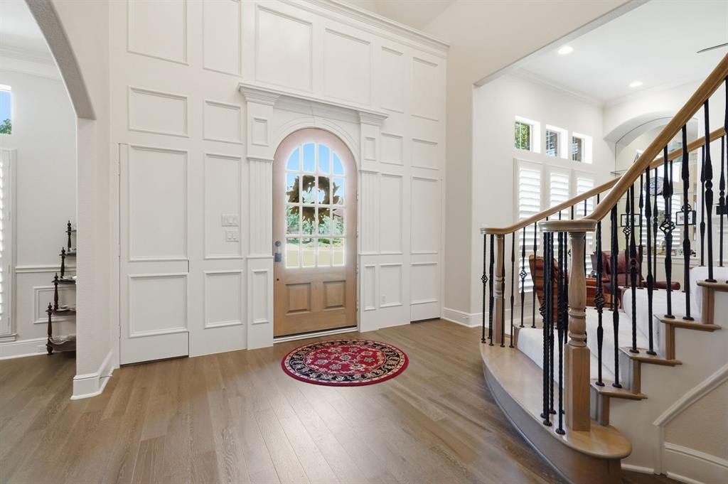 2312 Bridgewood Drive