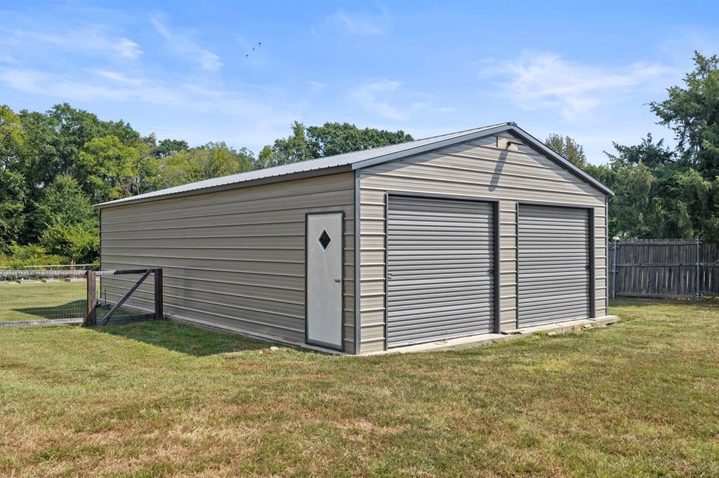 380 N Frontage Rd