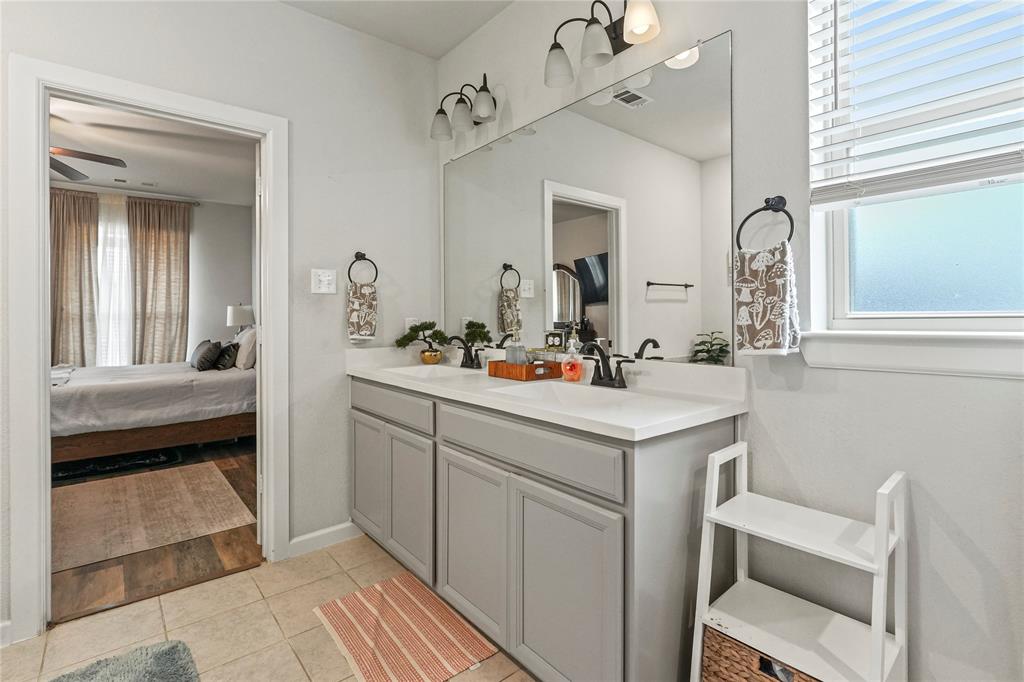 Meadowbrook Place - Residential