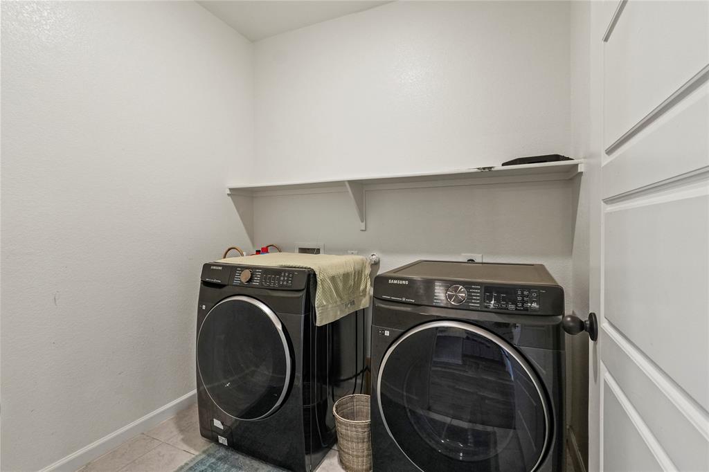 Meadowbrook Place - Residential