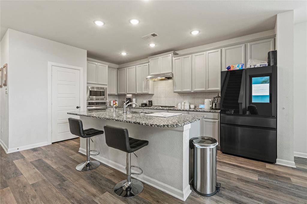 Meadowbrook Place - Residential