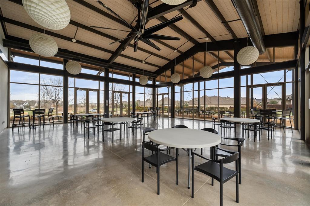 Tavolo Park - Residential