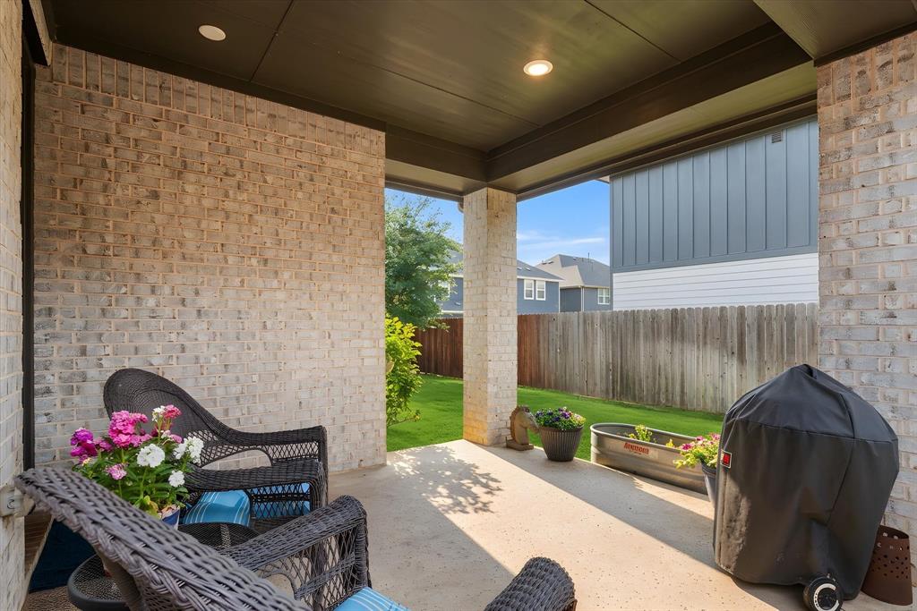 Tavolo Park - Residential