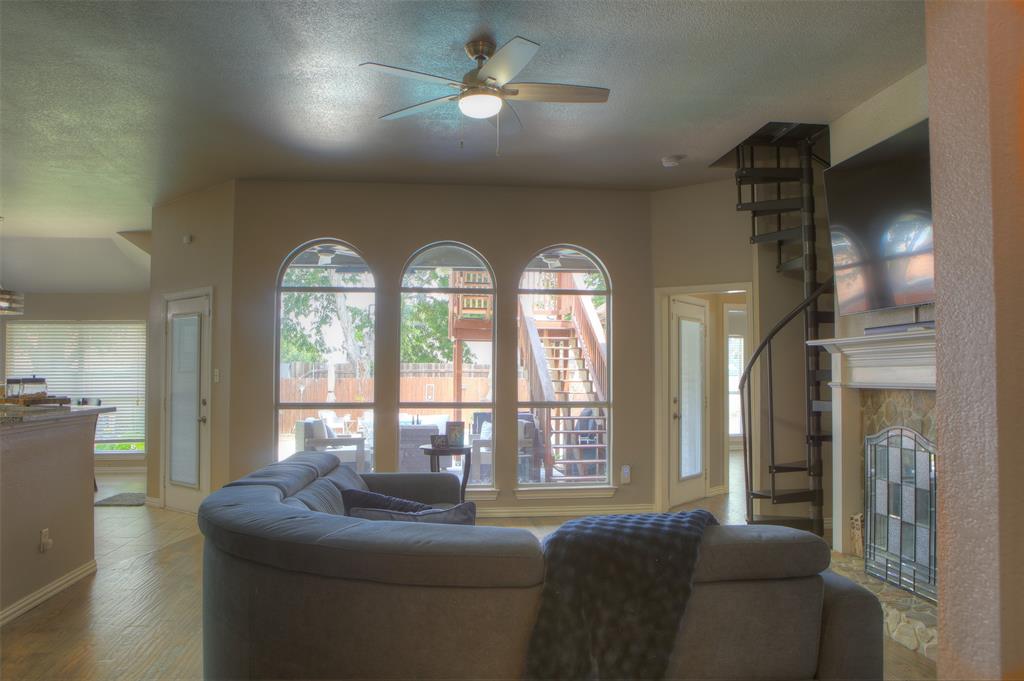 652 Chestnut Lane