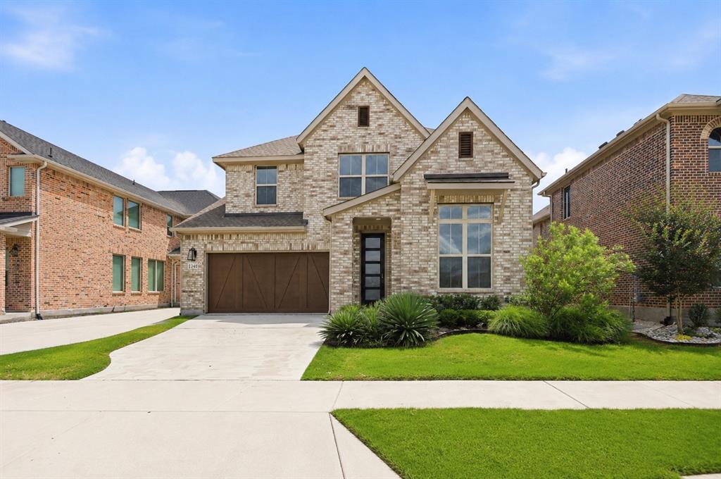 1240 Lady Mantle Way