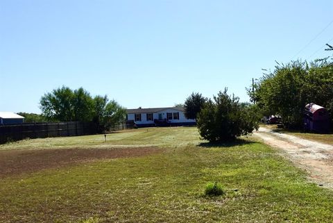 2411 Williamson Road Granbury TX 76048