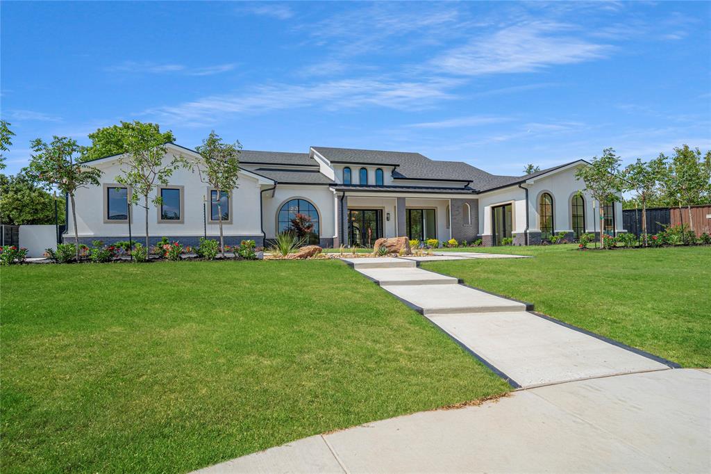 5615 Lobello Drive