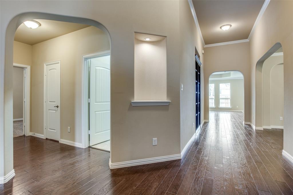 308 Traveller Street