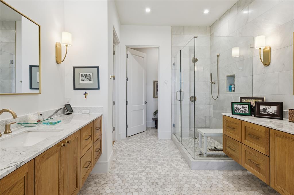 Residences Condos Bldg 1 - Residential