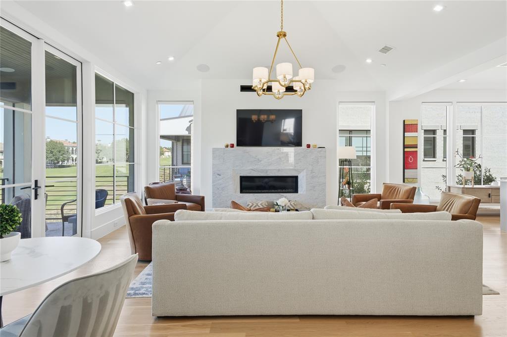 Residences Condos Bldg 1 - Residential