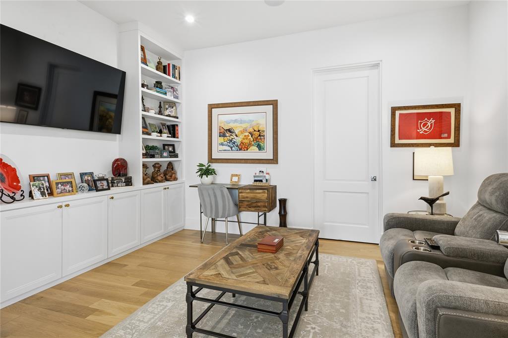 Residences Condos Bldg 1 - Residential