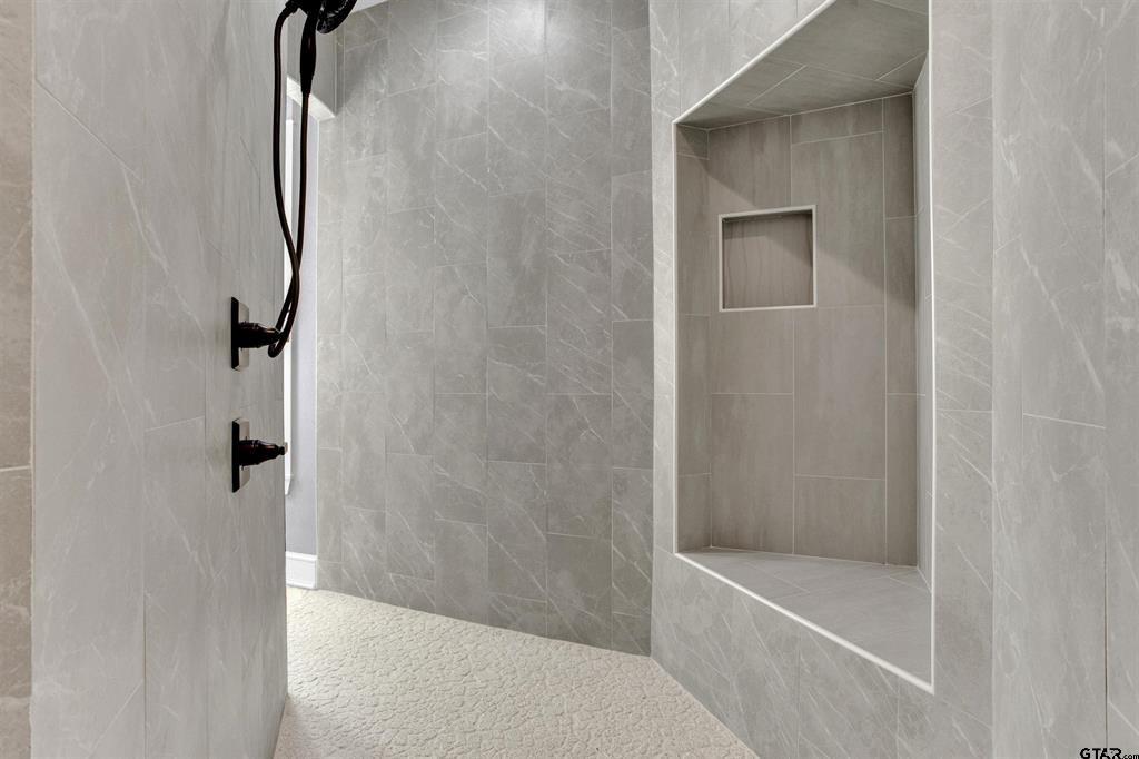 Hideaway Lake - Residential