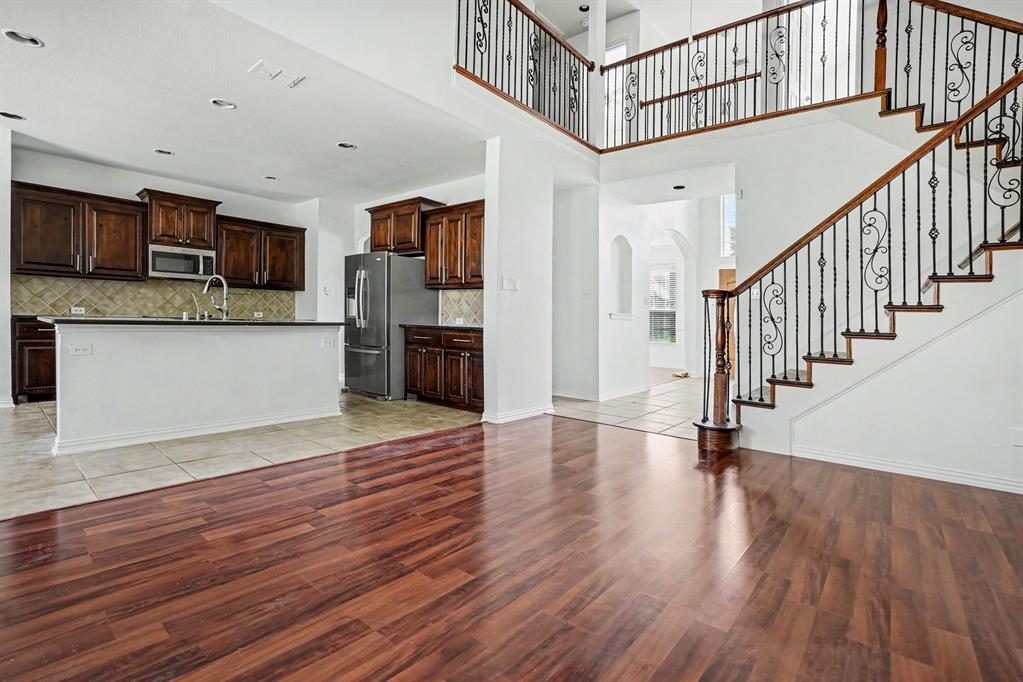 3023 Riverwood Lane