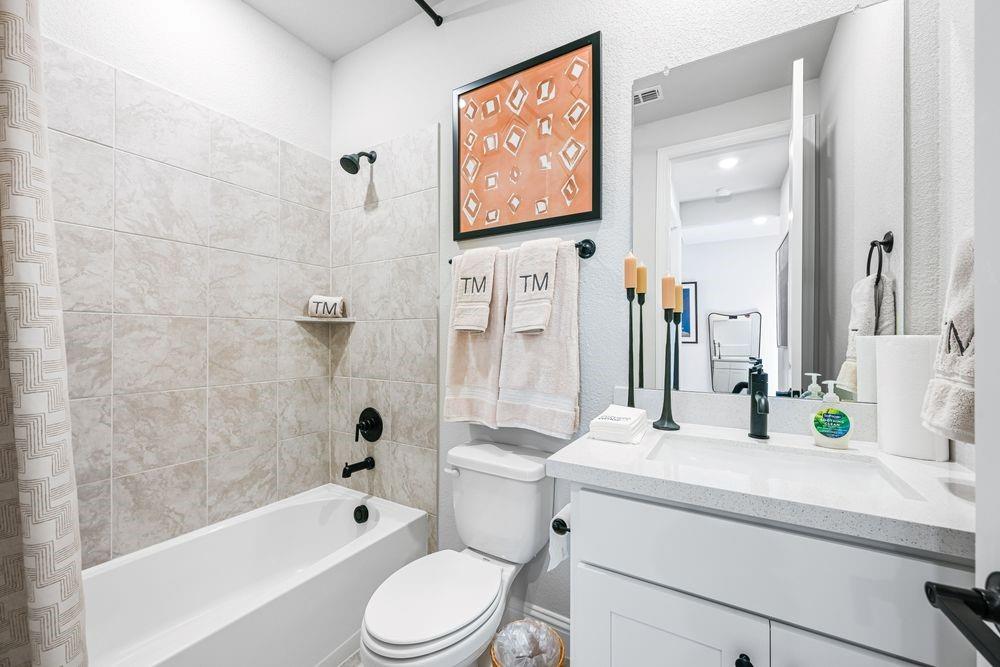 Highland Lakes - Residential