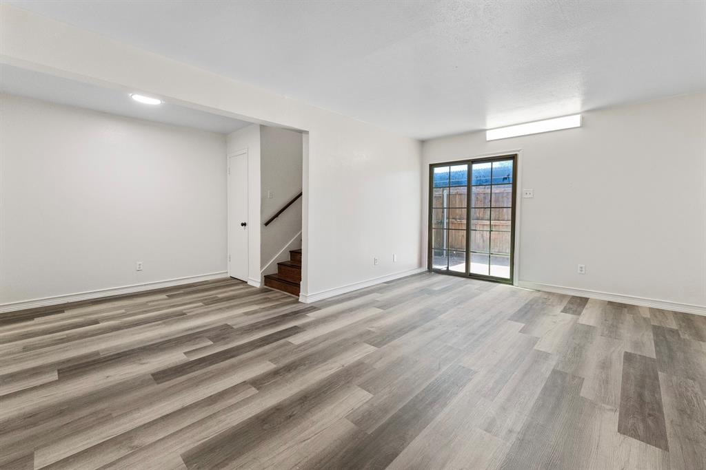 1811 E Grauwyler Road 138