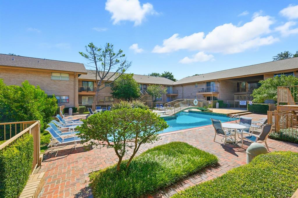 Park Central Condominiums - Residential